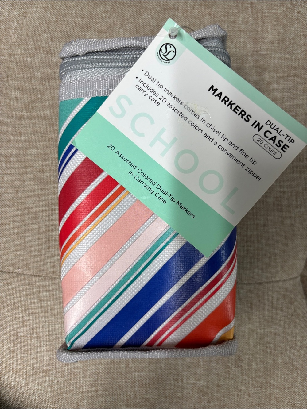 Dual-Tip Marker Set in Multicolor Striped Case